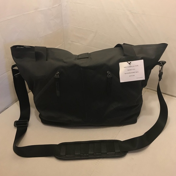 nike formflux tote